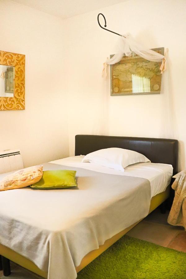 Logis Hotel La Villa Boucicaut Chalon-sur-Saône Exteriör bild