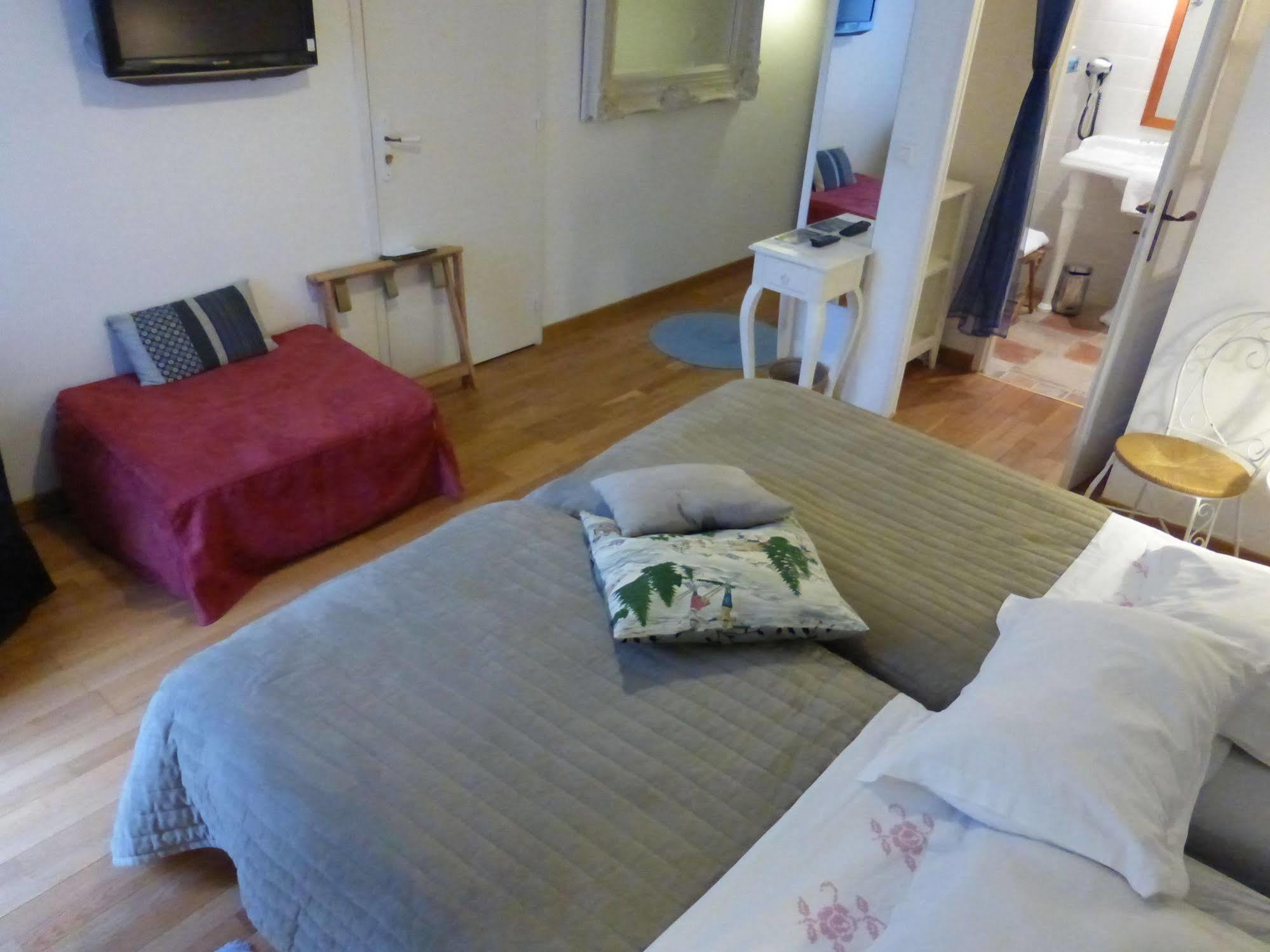 Logis Hotel La Villa Boucicaut Chalon-sur-Saône Exteriör bild