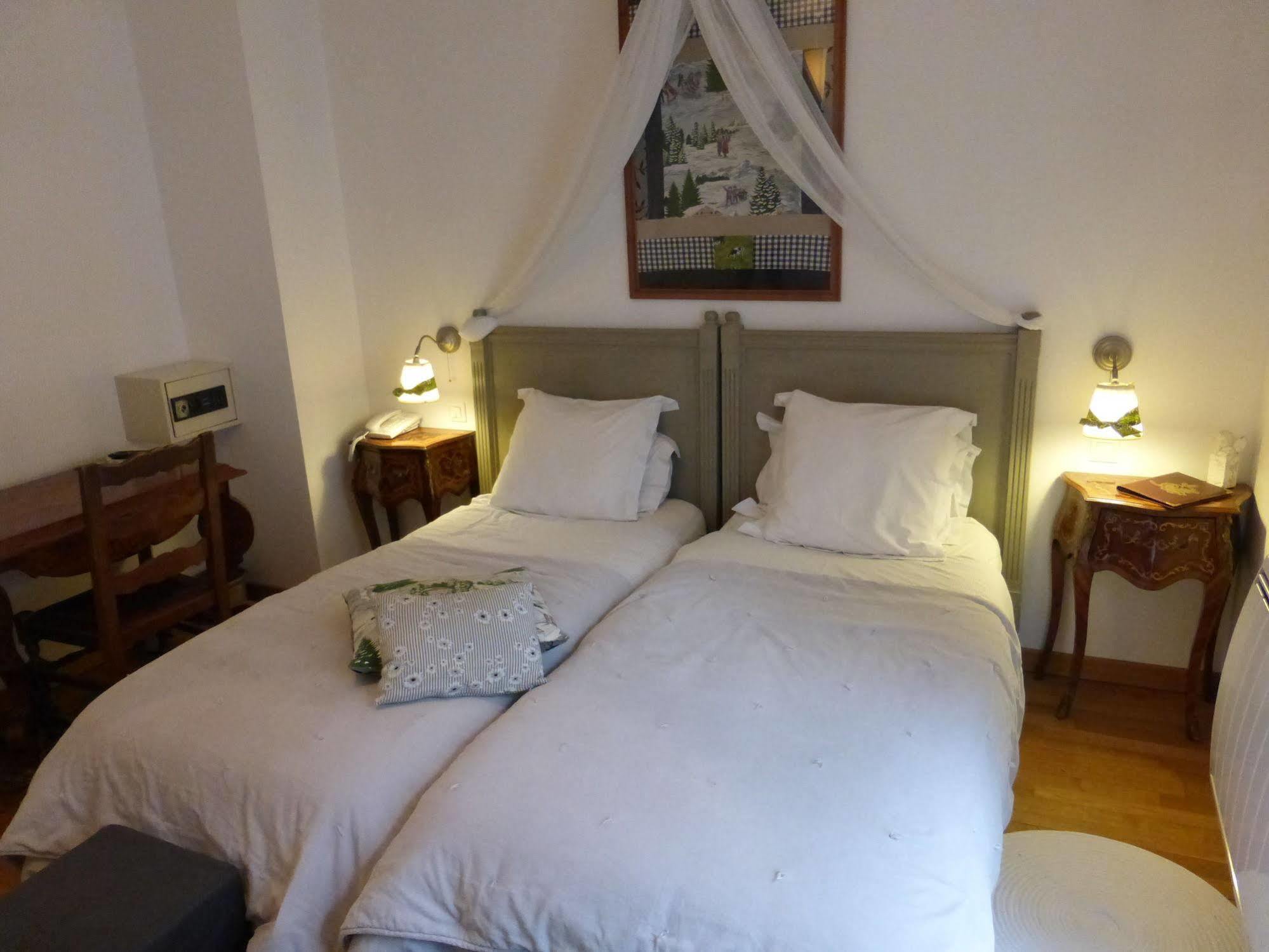 Logis Hotel La Villa Boucicaut Chalon-sur-Saône Exteriör bild
