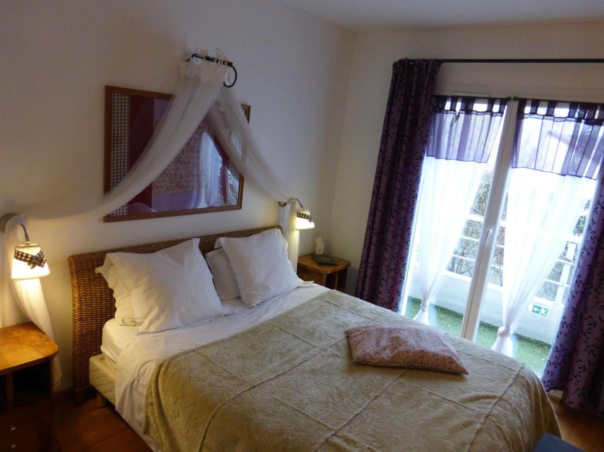 Logis Hotel La Villa Boucicaut Chalon-sur-Saône Exteriör bild