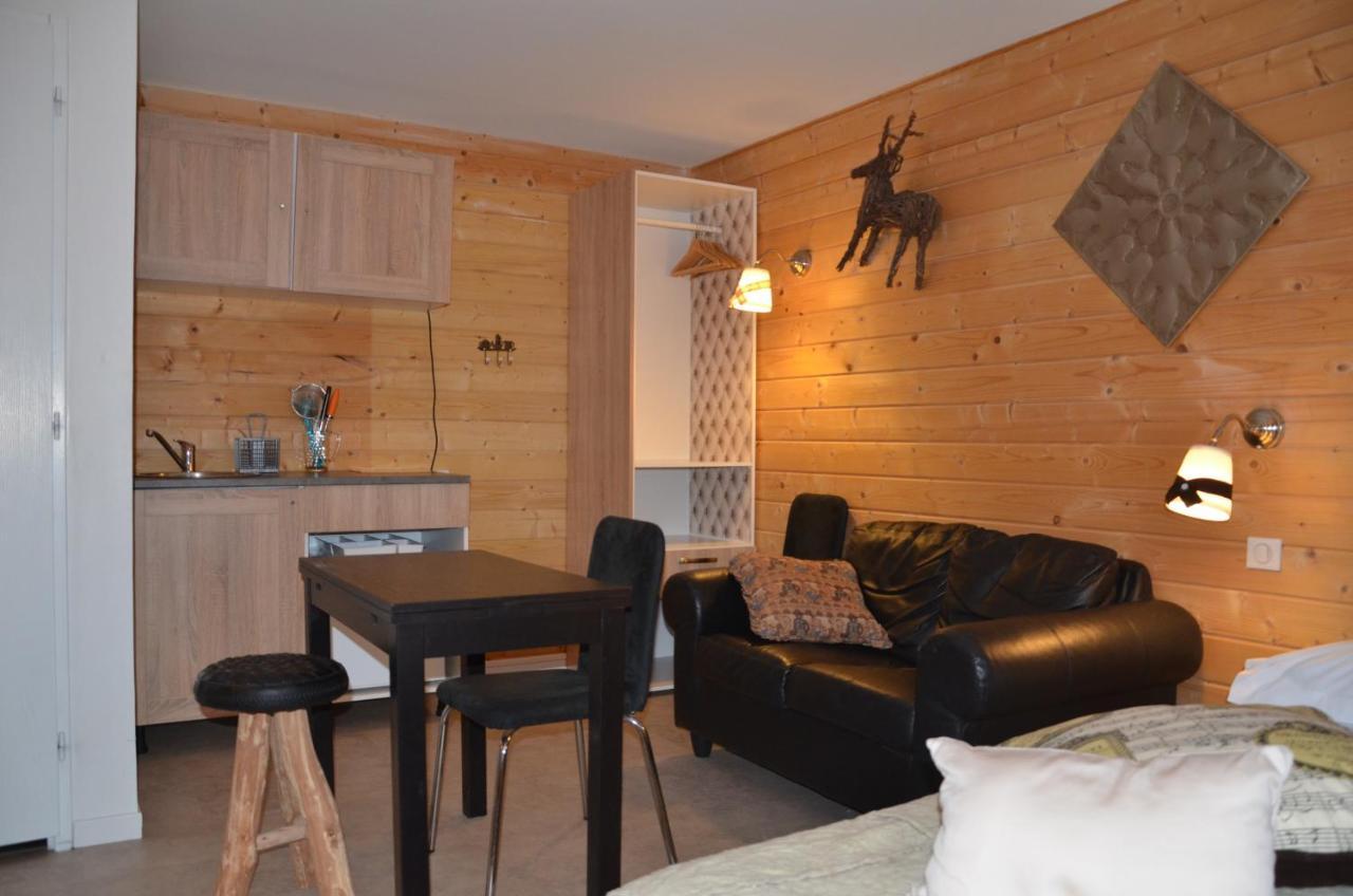 Logis Hotel La Villa Boucicaut Chalon-sur-Saône Exteriör bild